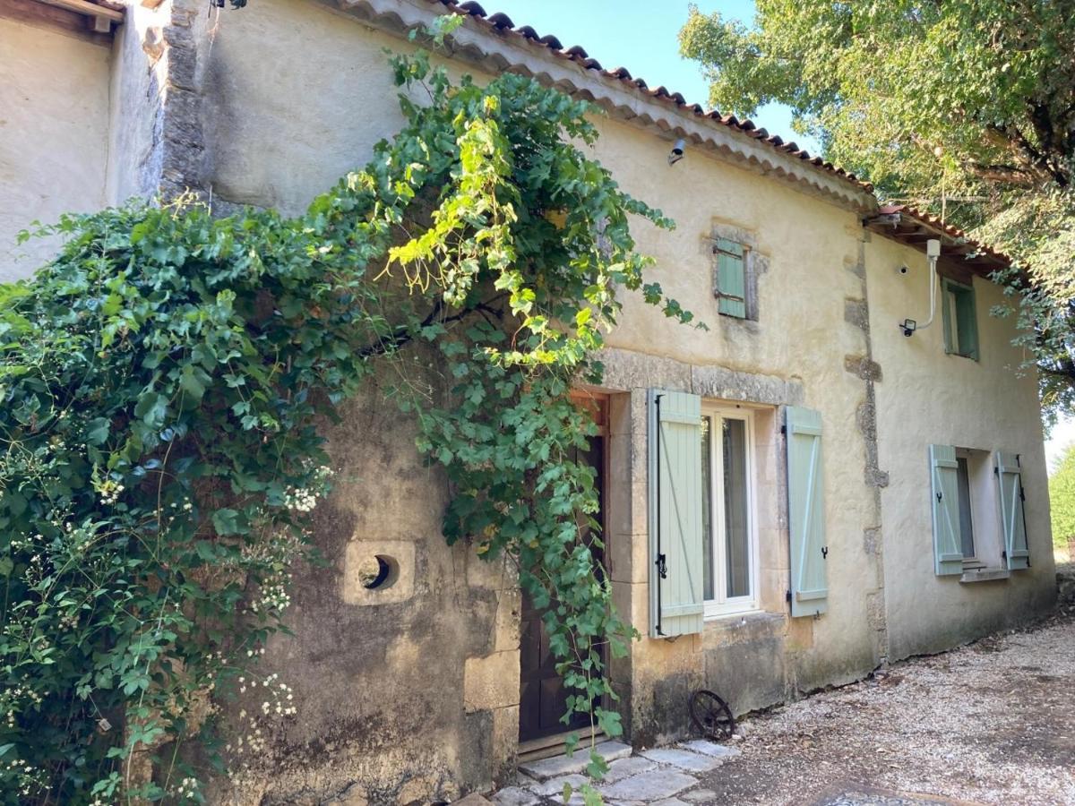 Rustic Cottage With Stunning Swimming Pool Saint-Front  Exterior foto
