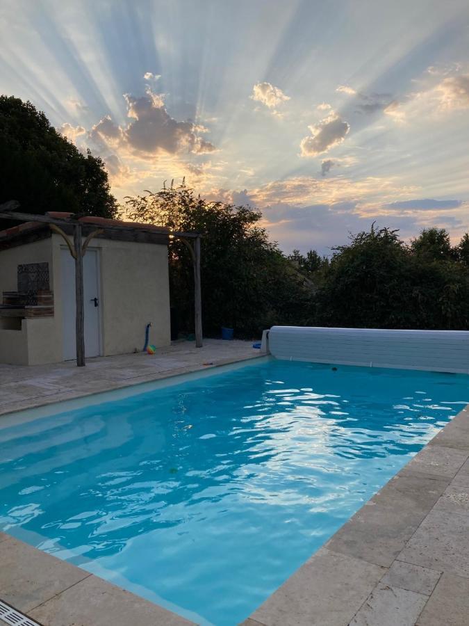Rustic Cottage With Stunning Swimming Pool Saint-Front  Exterior foto
